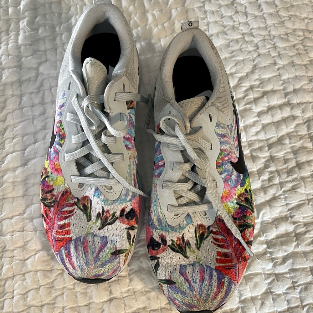 Nike Odyssey react floral botanical 7